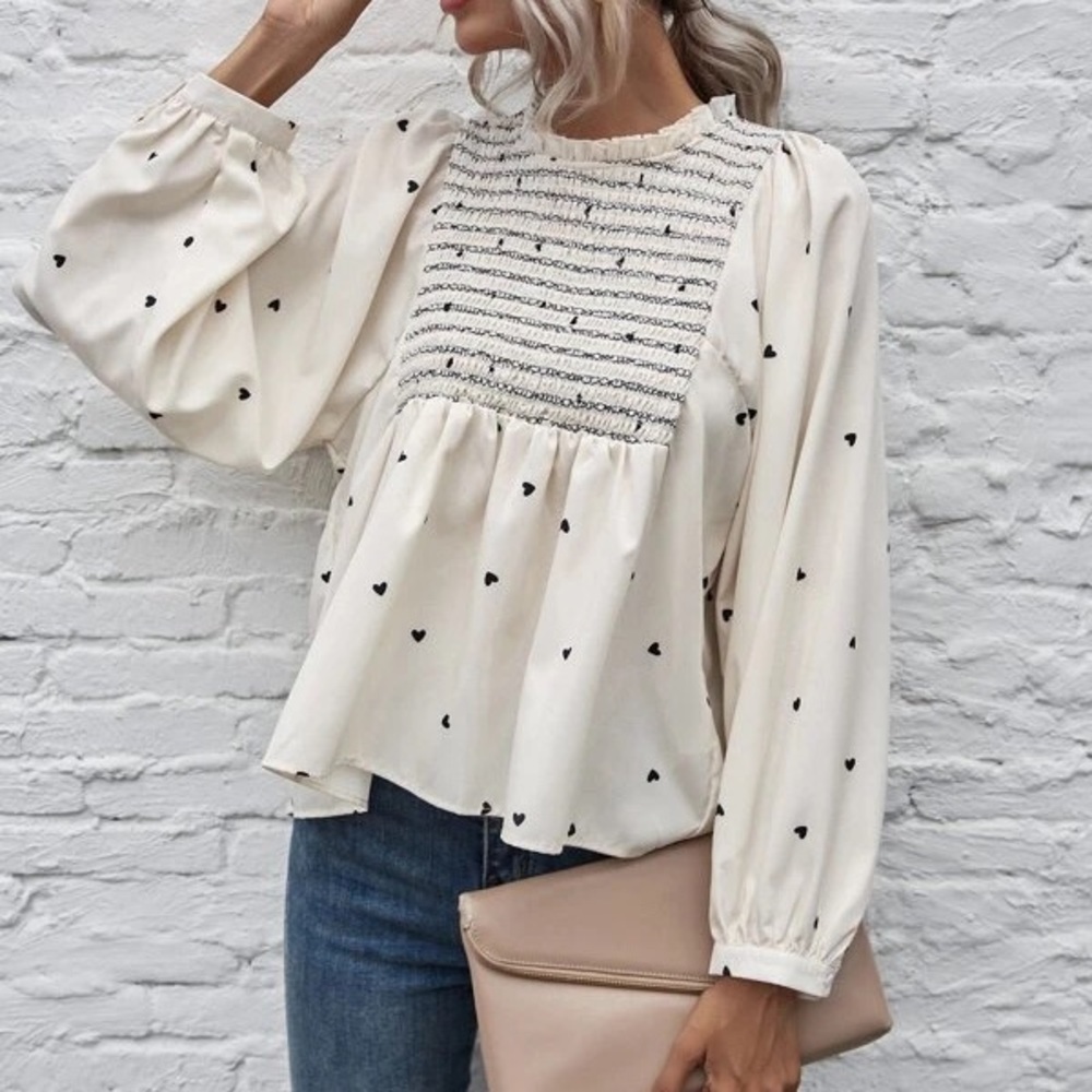 SHEIN Puff Sleeve Smocked Heart Print Top Size Small